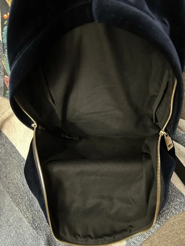 Magnifique sac a dos en velours Sandro noir bleu nuit - photo numéro 4