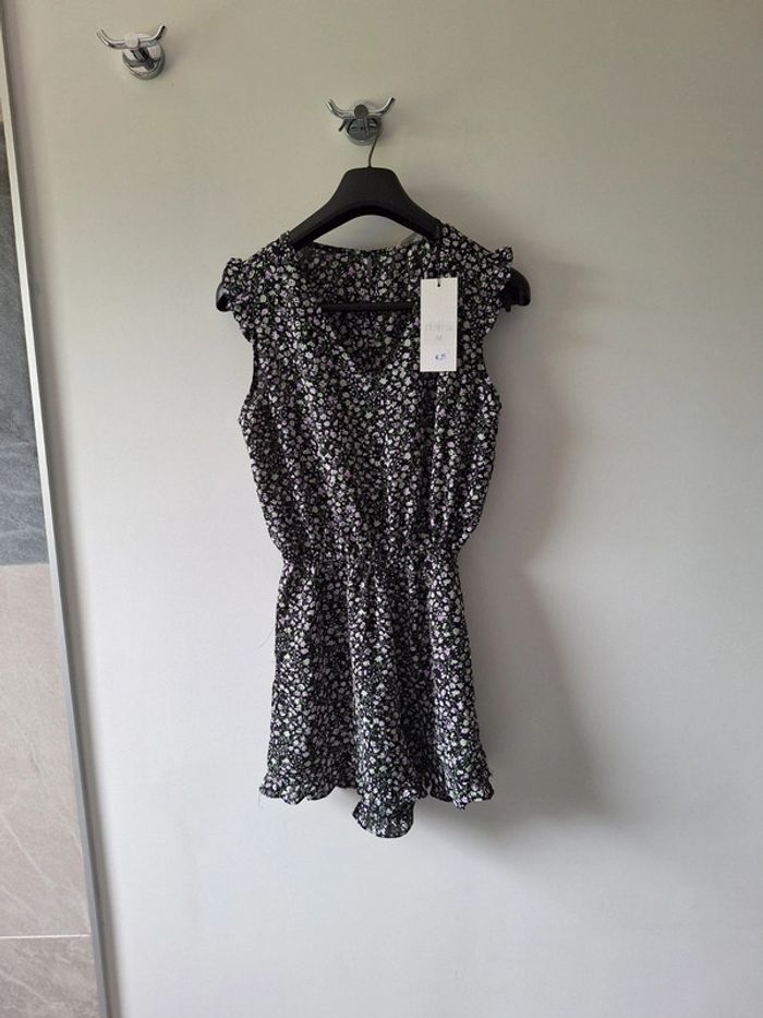 Combishort fleuri femme t38 neuve avec étiquette