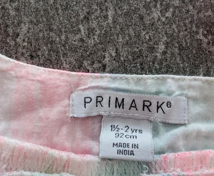 Robe sans manches été bébé fille 18/24 mois comme NEUVE - photo numéro 2