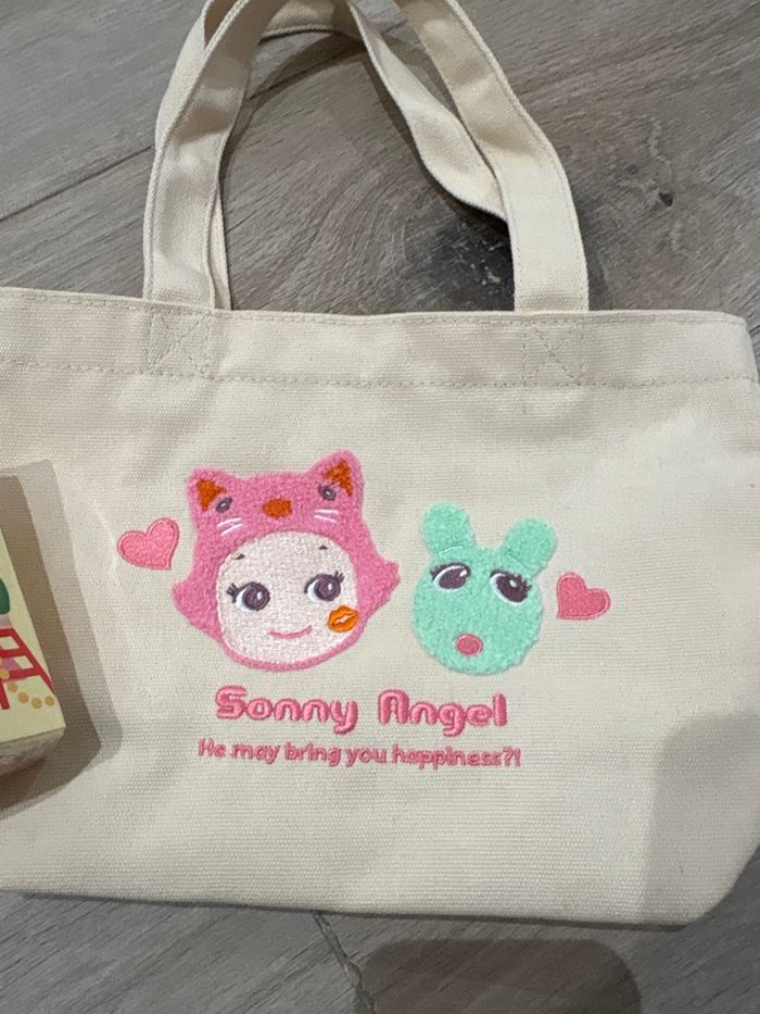 Lot  tote bag et Sonny angel Santa’s Little helper - photo numéro 2