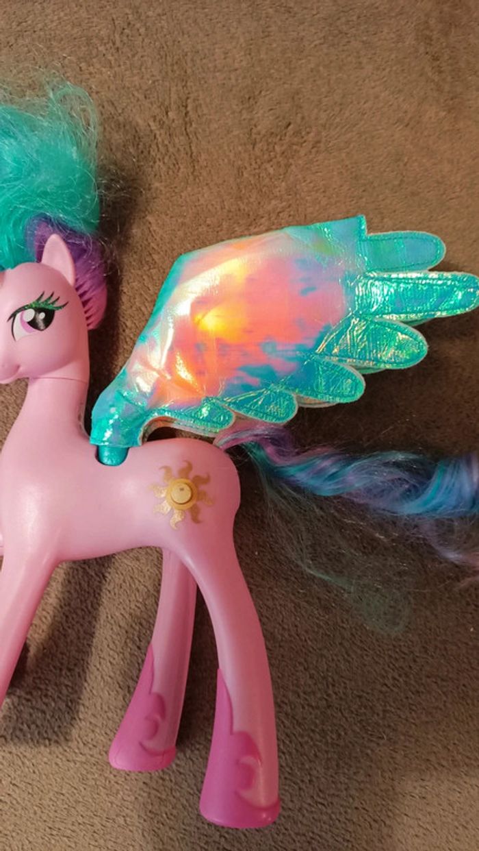 Princesse celestia petit poney - photo numéro 2