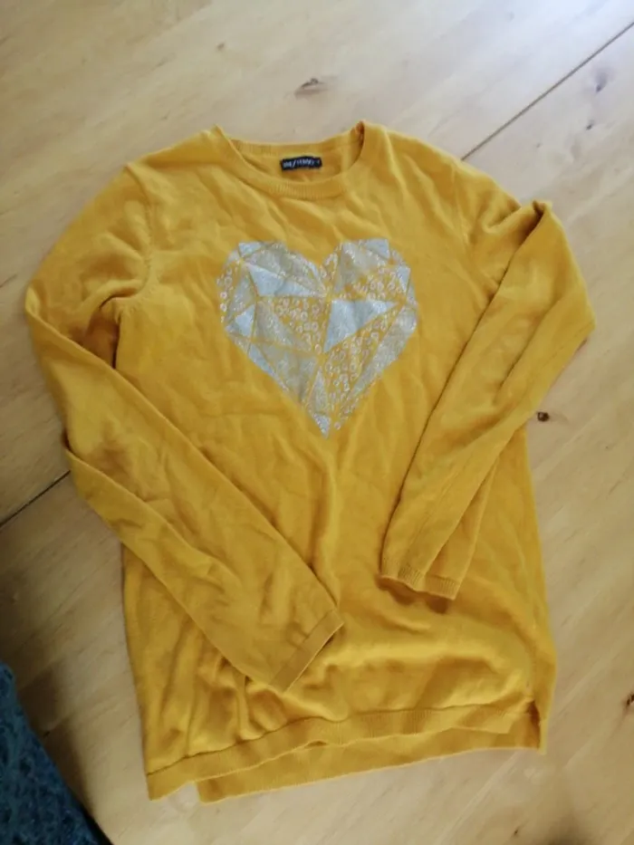 Pull jaune moutarde