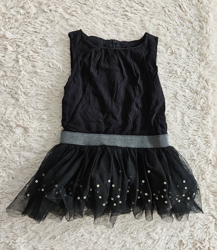 Robe noir a paillettes 3 ans