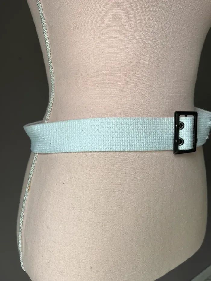 Ceinture blanche - photo numéro 3
