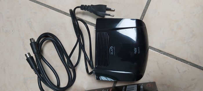 Adaptateur numérique terrestre - photo numéro 2