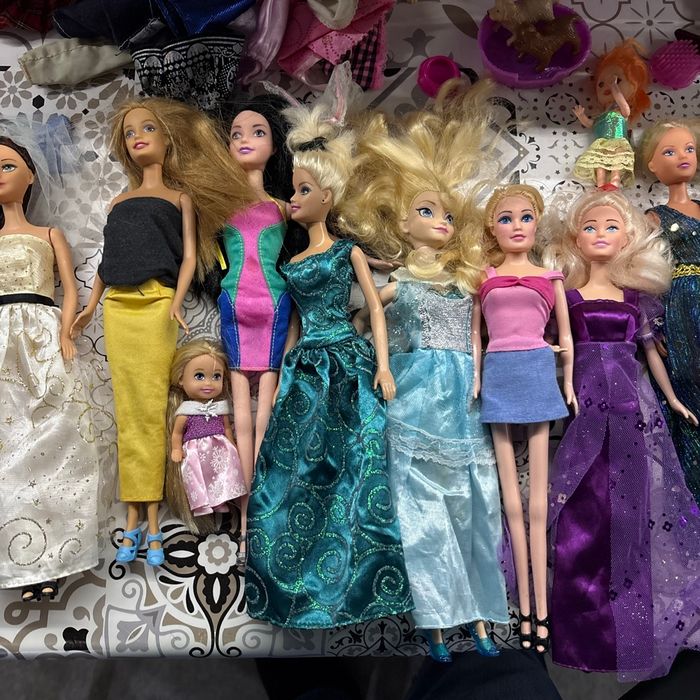 Lots de 12 barbie - photo numéro 3