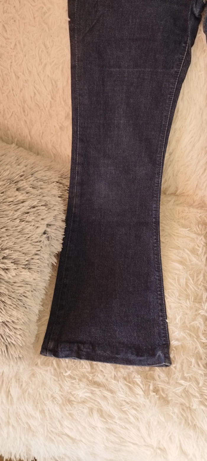 Jean large Flared Gémo. Taille 42. Très bon état - photo numéro 5