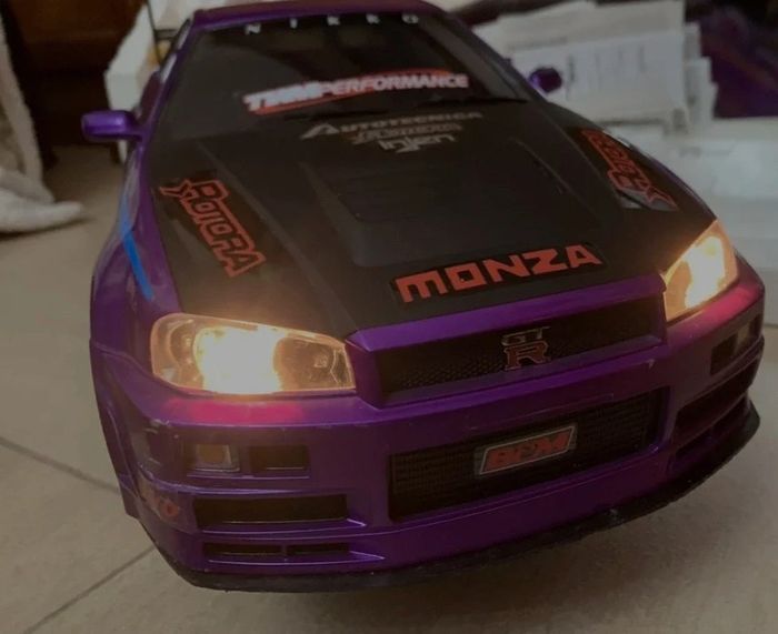 Nissan skyline GTR R34 - photo numéro 11