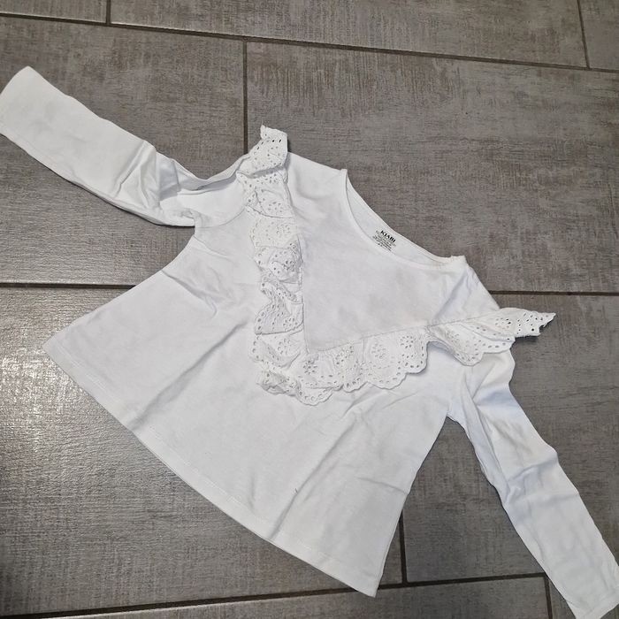 Tee shirt manche longue blanc kiabi 6 ans