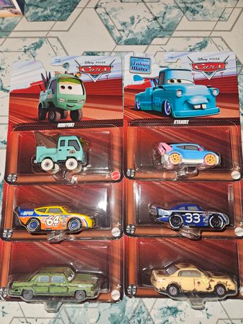 Lot de 6 voitures cars Mattel neuves