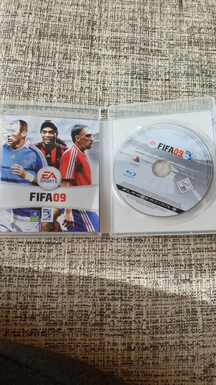 Cd jeux vidéo Fifa football jouet console PlayStation 3 - photo numéro 3