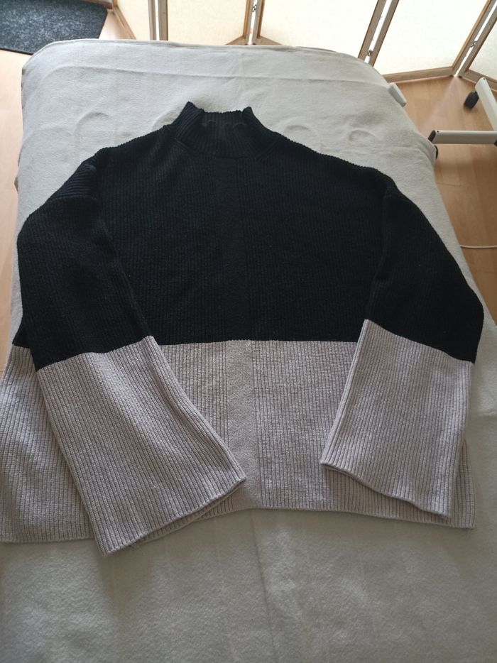 Beau pull esmara bi couleur oversize en taille 46 - photo numéro 3