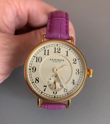 Montre Akribos XXIV