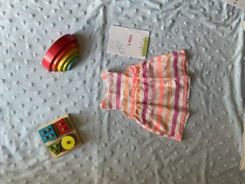 robe sans manches blanc rayée rose et violet 3 mois kiabi ouverture totale au dos