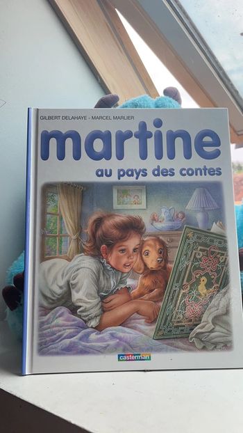Livre Martine au pays des contes