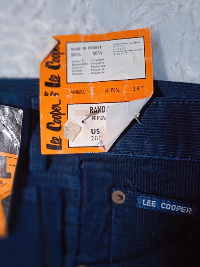 Pantalon velours côtelé vintage - photo numéro 5