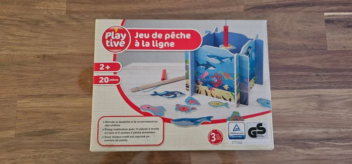 Jeu de pêche a la ligne en bois