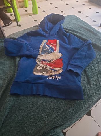 Sweat converse 8 10ans