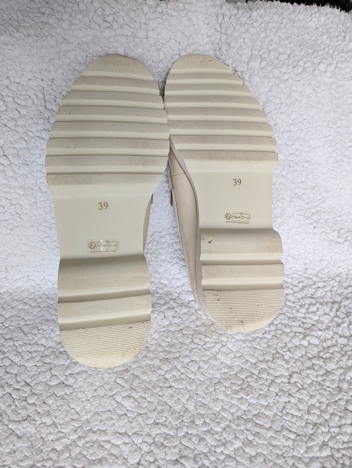 Chaussures femme neuves - Loafers/ derbies à franges vernis - Fugitive - photo numéro 4