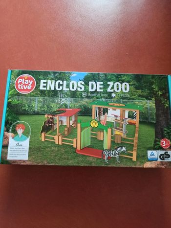 Enclos de zoo