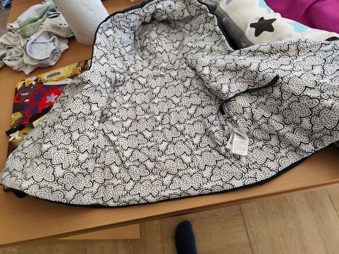 Vends veste épaisse bébé 9 mois - photo numéro 6