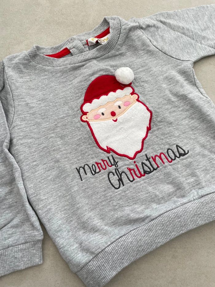 Pull de noël 🎅🏻 garçon 18 mois gris avec tête de père Noël en relief