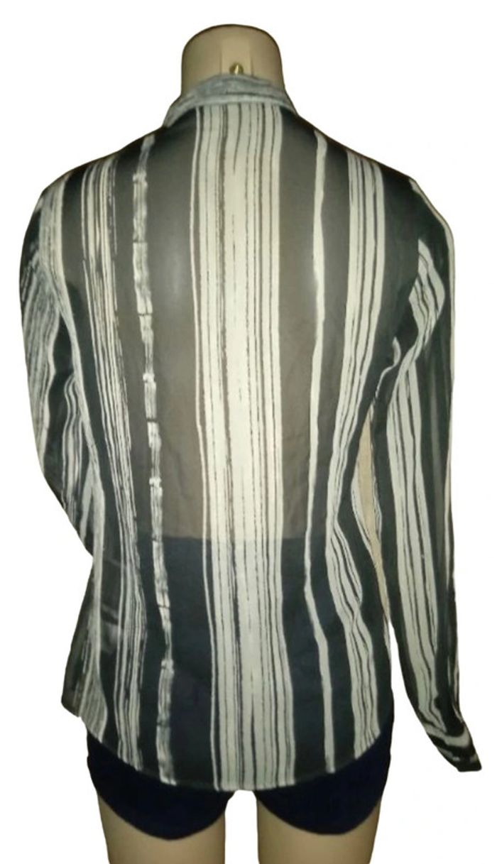 Chemise taille S - photo numéro 2