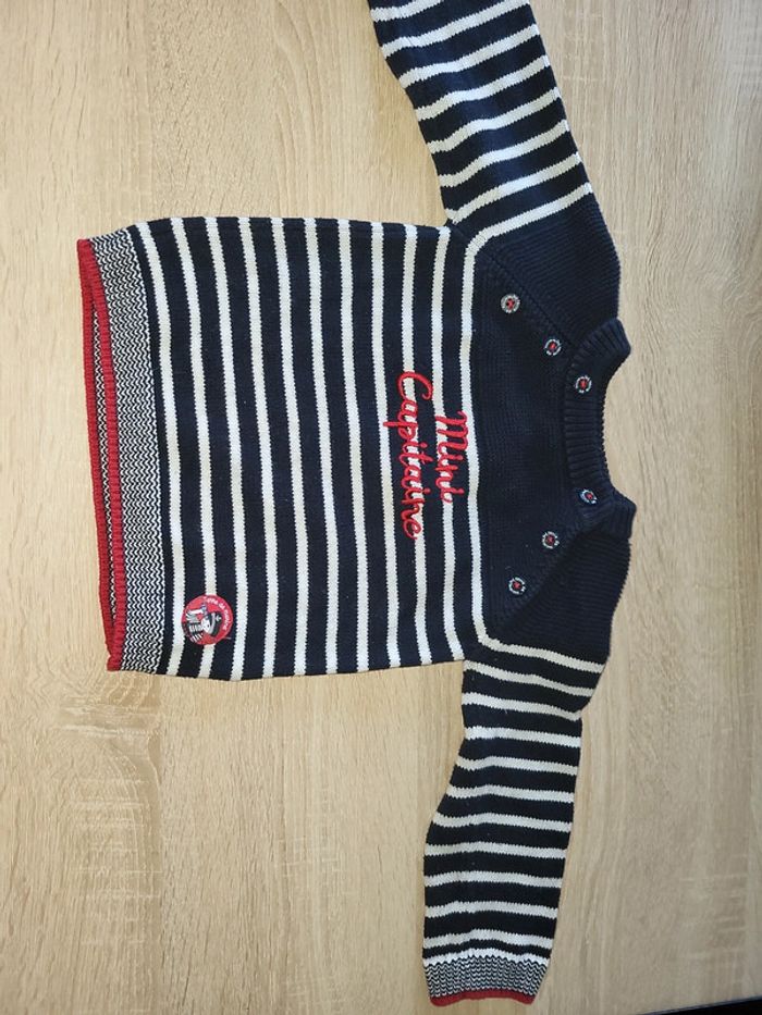 Pull 23 mois