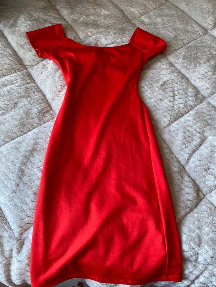 Robe rouge jennyfer taille xs - photo numéro 2