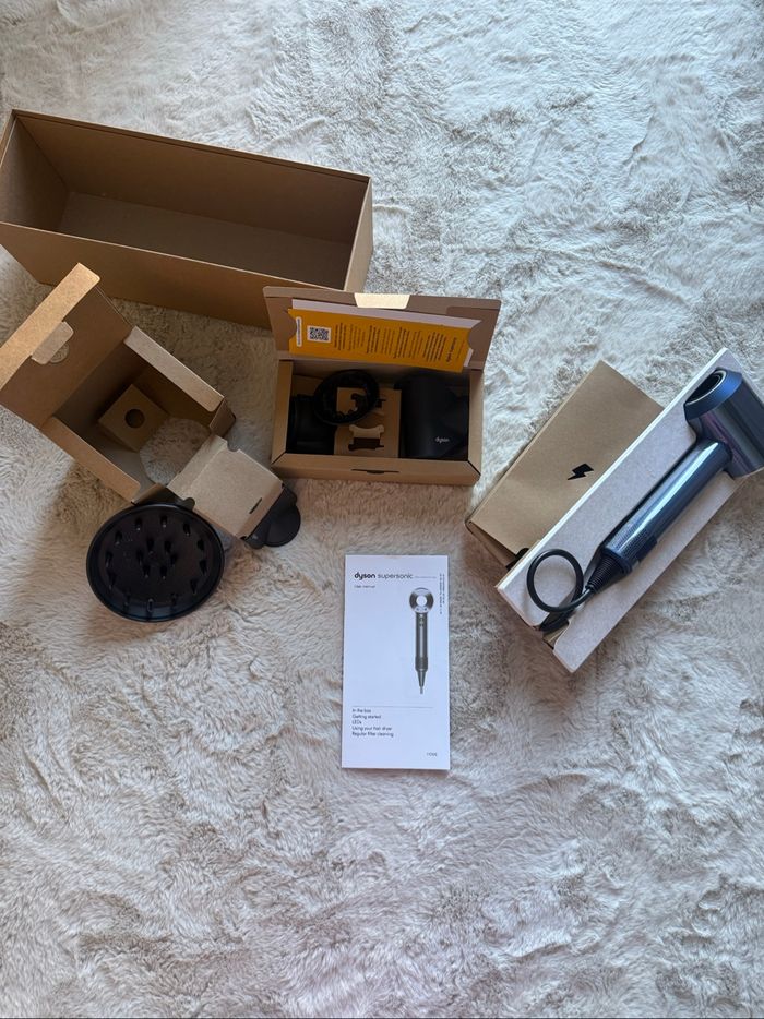 Sèche-cheveux Dyson Supersonic – État impeccable, complet - photo numéro 6