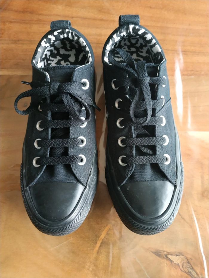 Baskets converse noires t. 36 - photo numéro 2