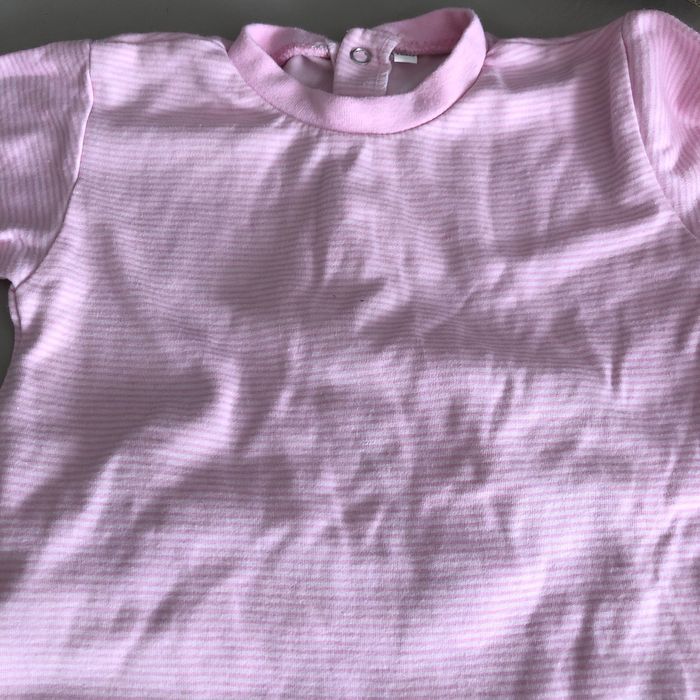 Pyjama et t shirt manches longues 12 mois - photo numéro 2