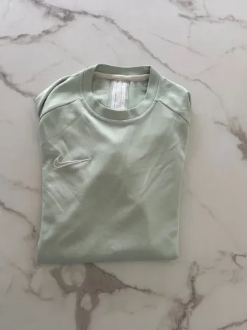 T-shirt Nike de sport taille m
