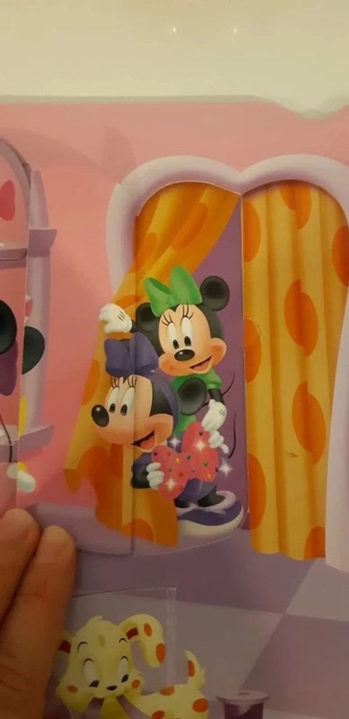 Livre disney Minnie, si jolie en rose! - photo numéro 12