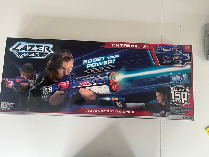 Pistolet lazer mad