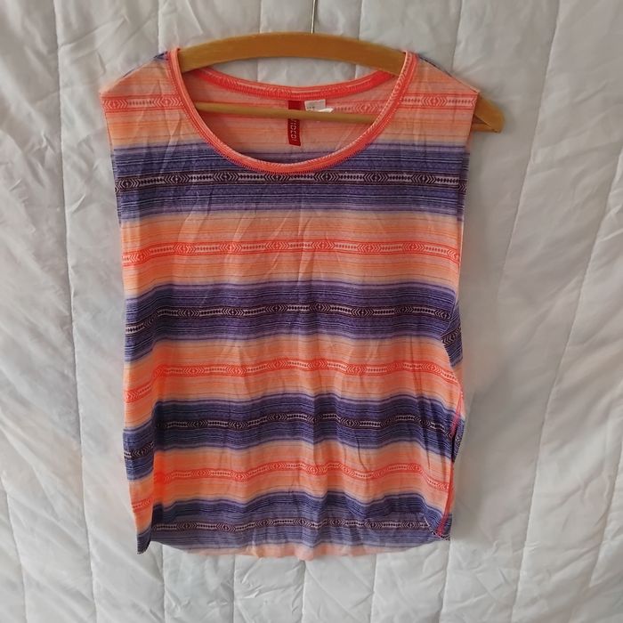 Tee shirt