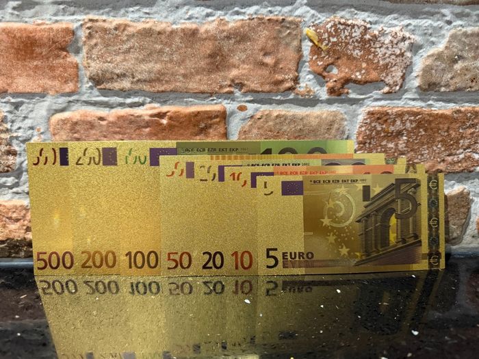 Lot de billets décoratifs plaqués or – Collection “Euro” (7 coupures) - photo numéro 4