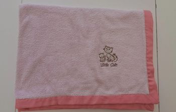 Couverture rose pour une fille