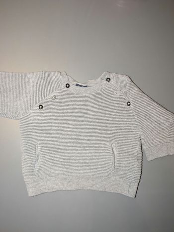 Pull gris Kiabi bébé 9 mois