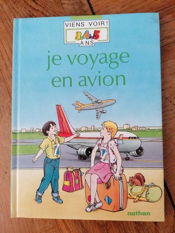 Livre enfant je voyage en avion