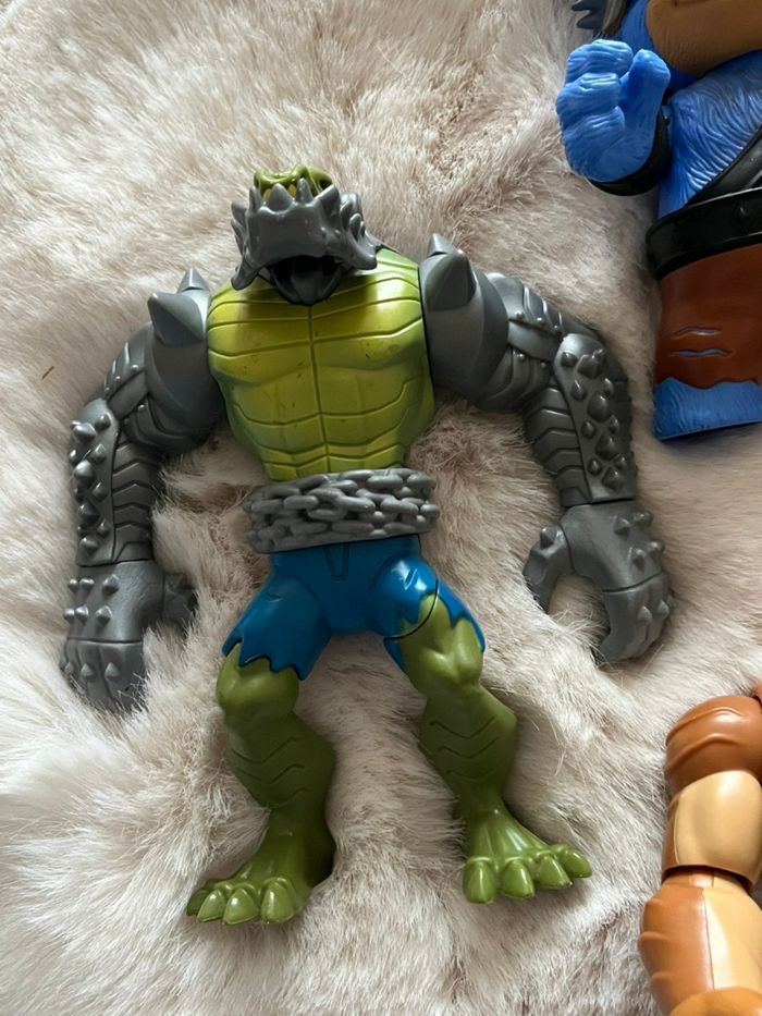 Lot 4 grande Figurine - Dragon Ball, Ben 10, DC Comics & Grojband ! 💥 - photo numéro 9