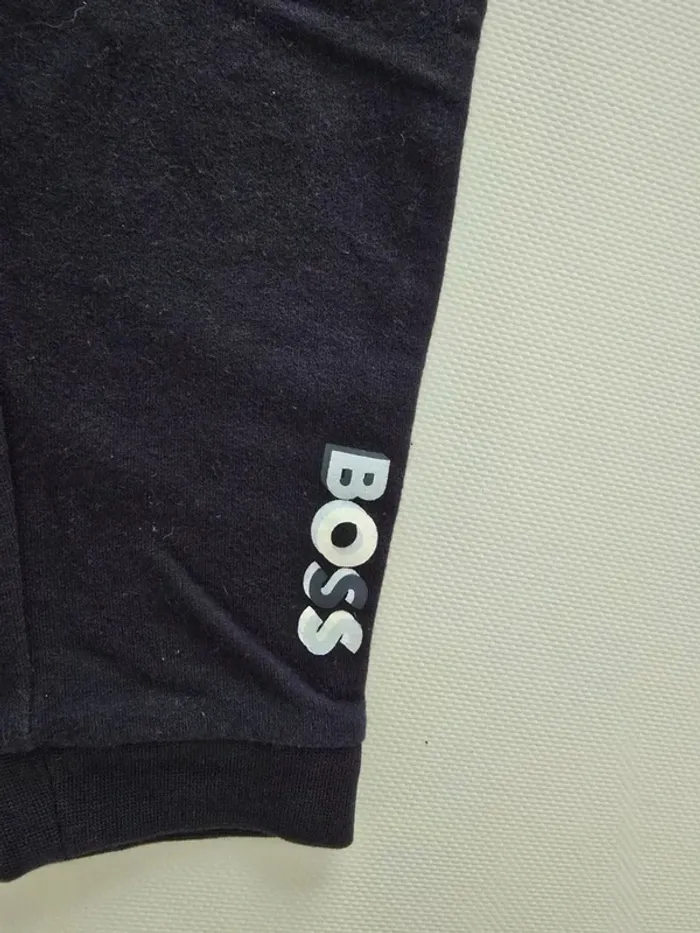 Ensemble jogging Boss 18 mois - photo numéro 3