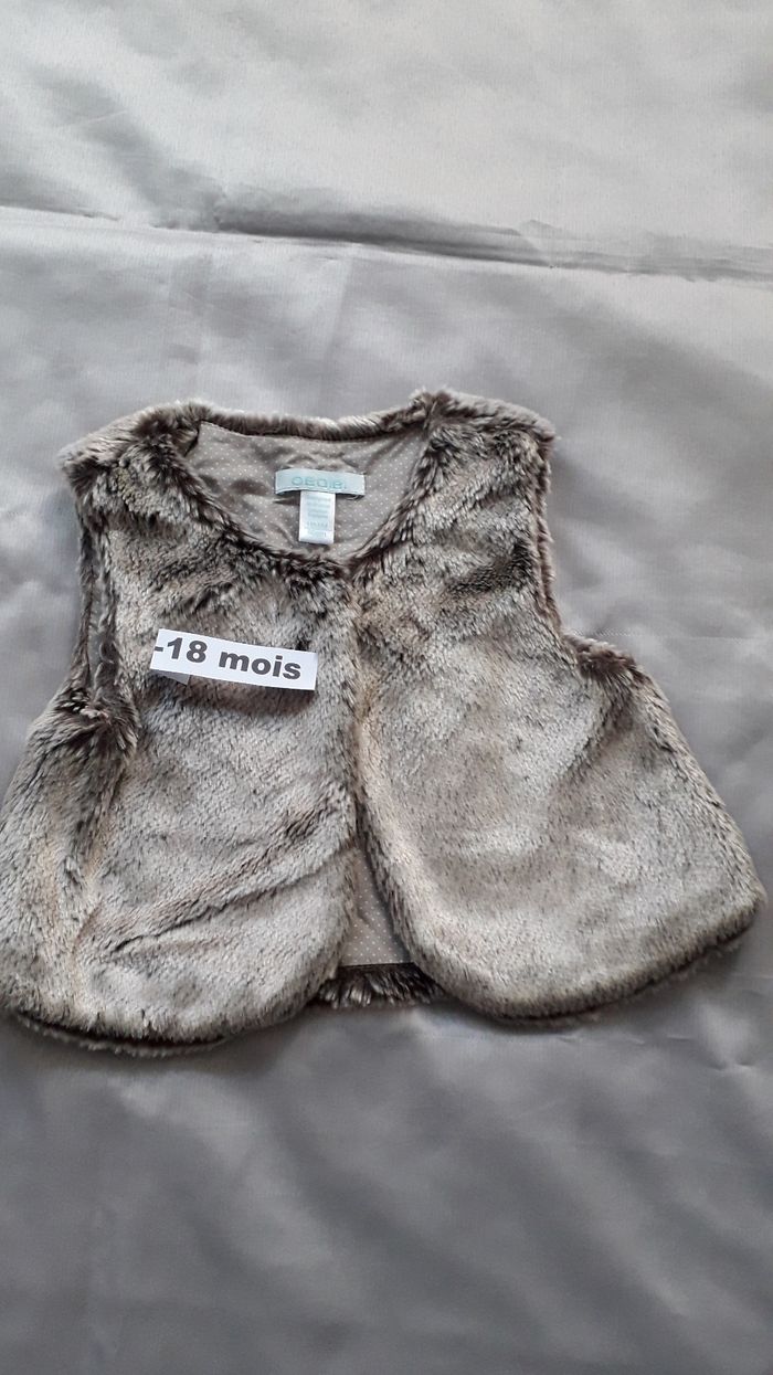 Gilet sans manches, fourrure synthétique/18 mois