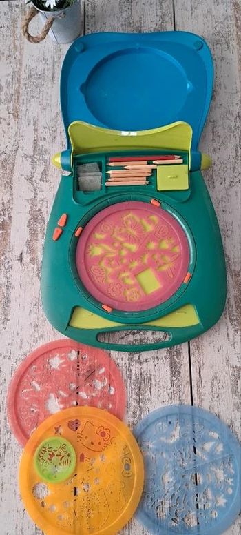 Machine à mandata + 5 pochoirs