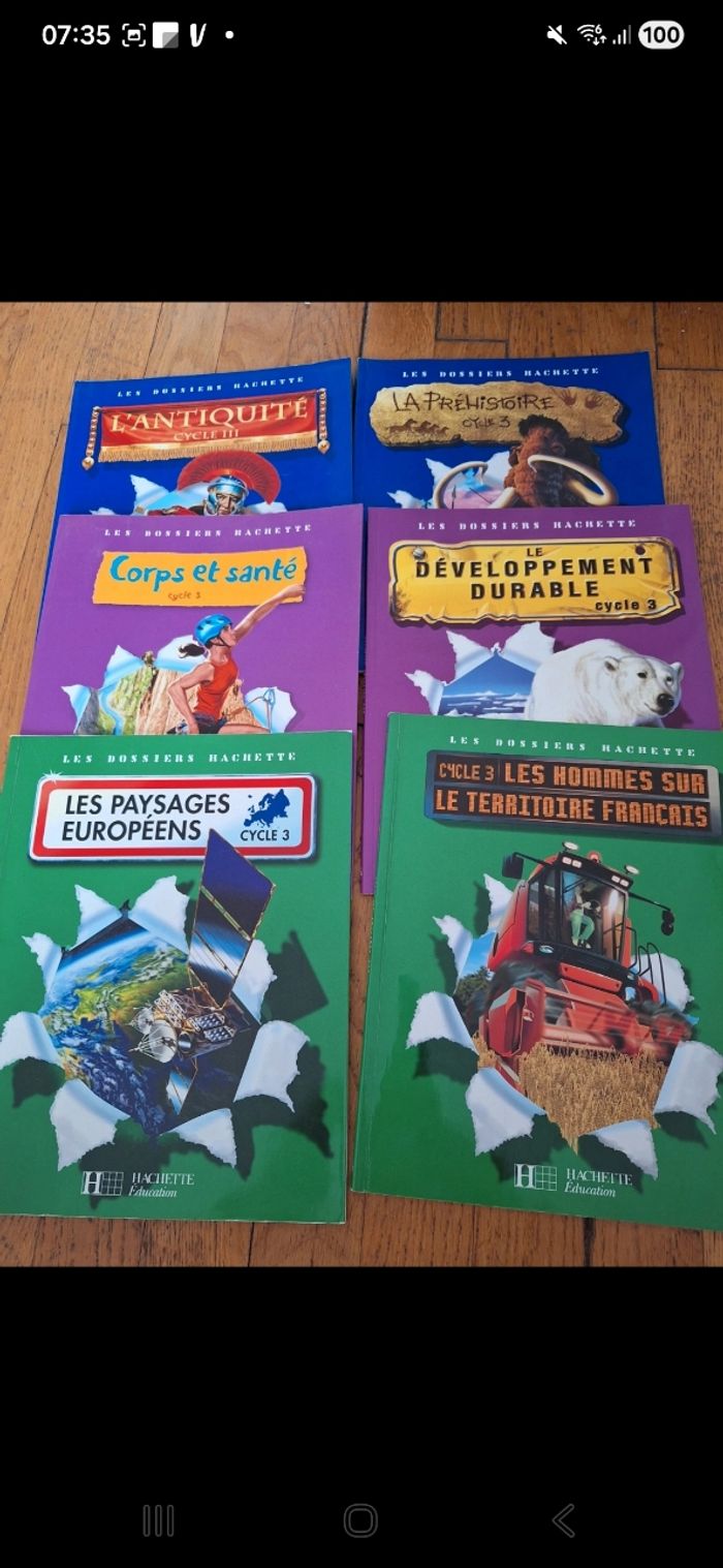 Lot hachette