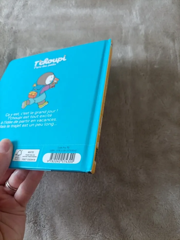 Livre T'choupi part en vacances - photo numéro 3