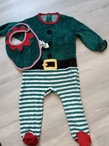 Pyjama lutin avec bavoir