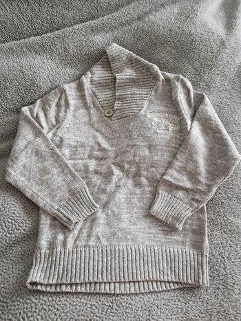Pull col montant
