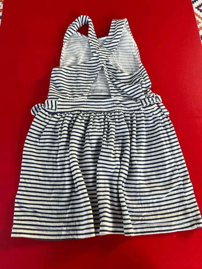 Robe 5 ans - photo numéro 2