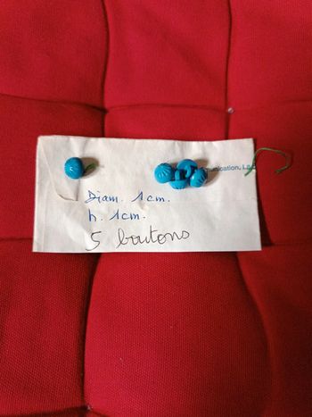 Lot 5 boutons 1/2 boule bleu